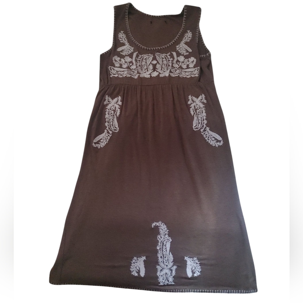 Brown Sleeveless Dress with White Embroidery Medium